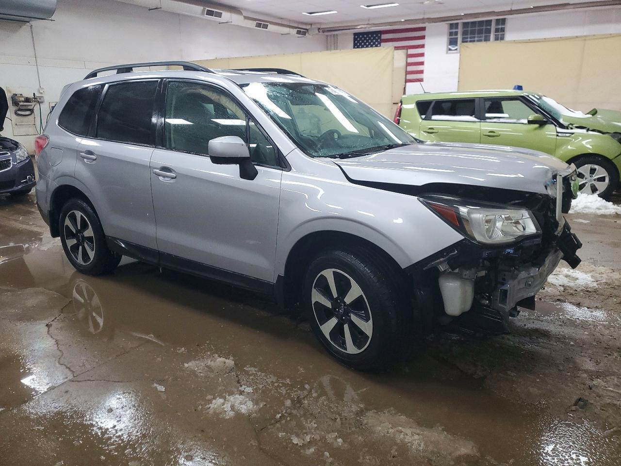 2018 Subaru Forester 2.5I Premium - Фото 4