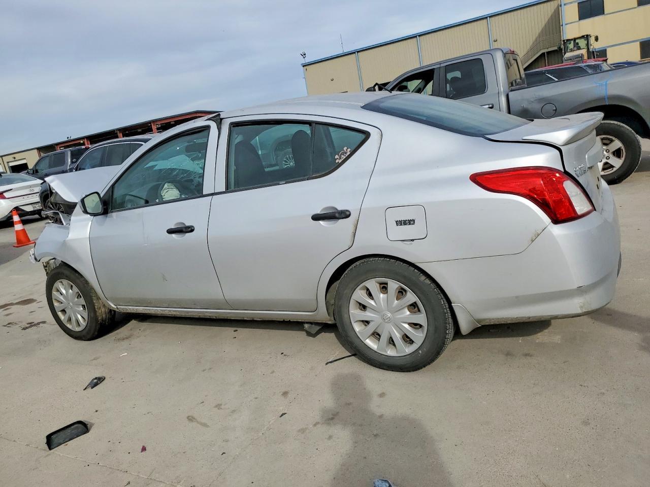 2017 Nissan Versa - Image 2