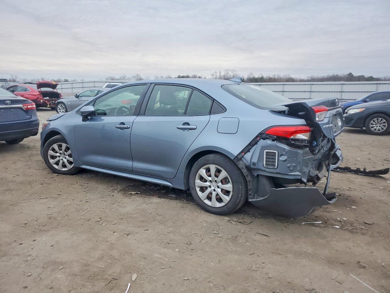 2020 Toyota Corolla Le - Фото 2