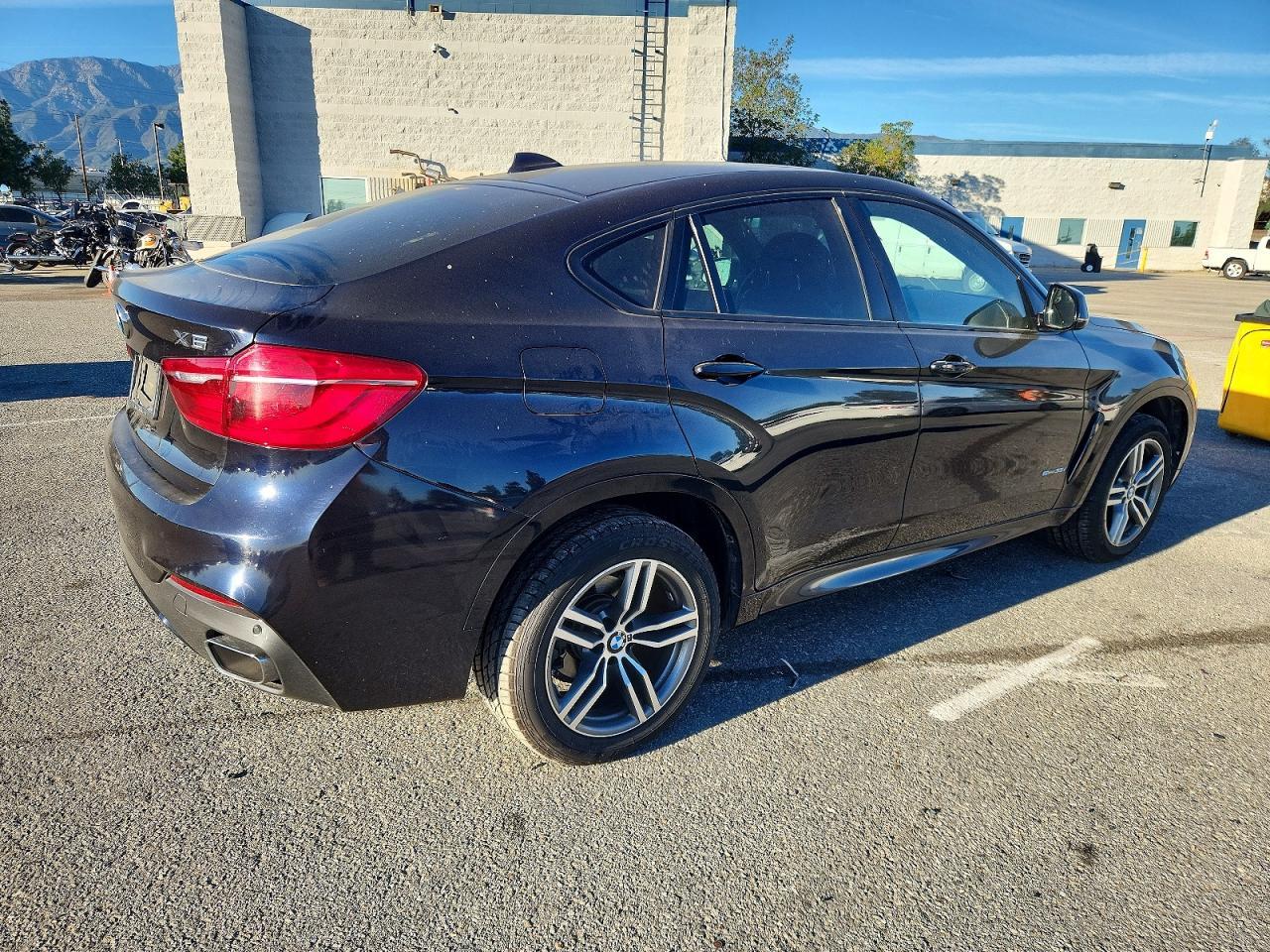 2016 BMW X6 Sdrive35I - Фото 3
