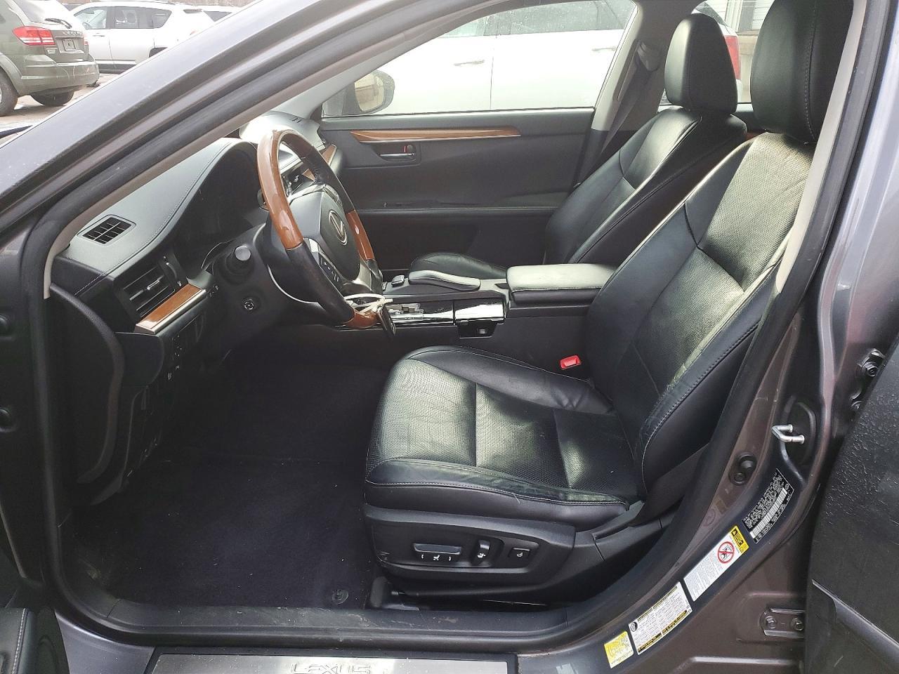 2013 Lexus Es 300H - Image 7