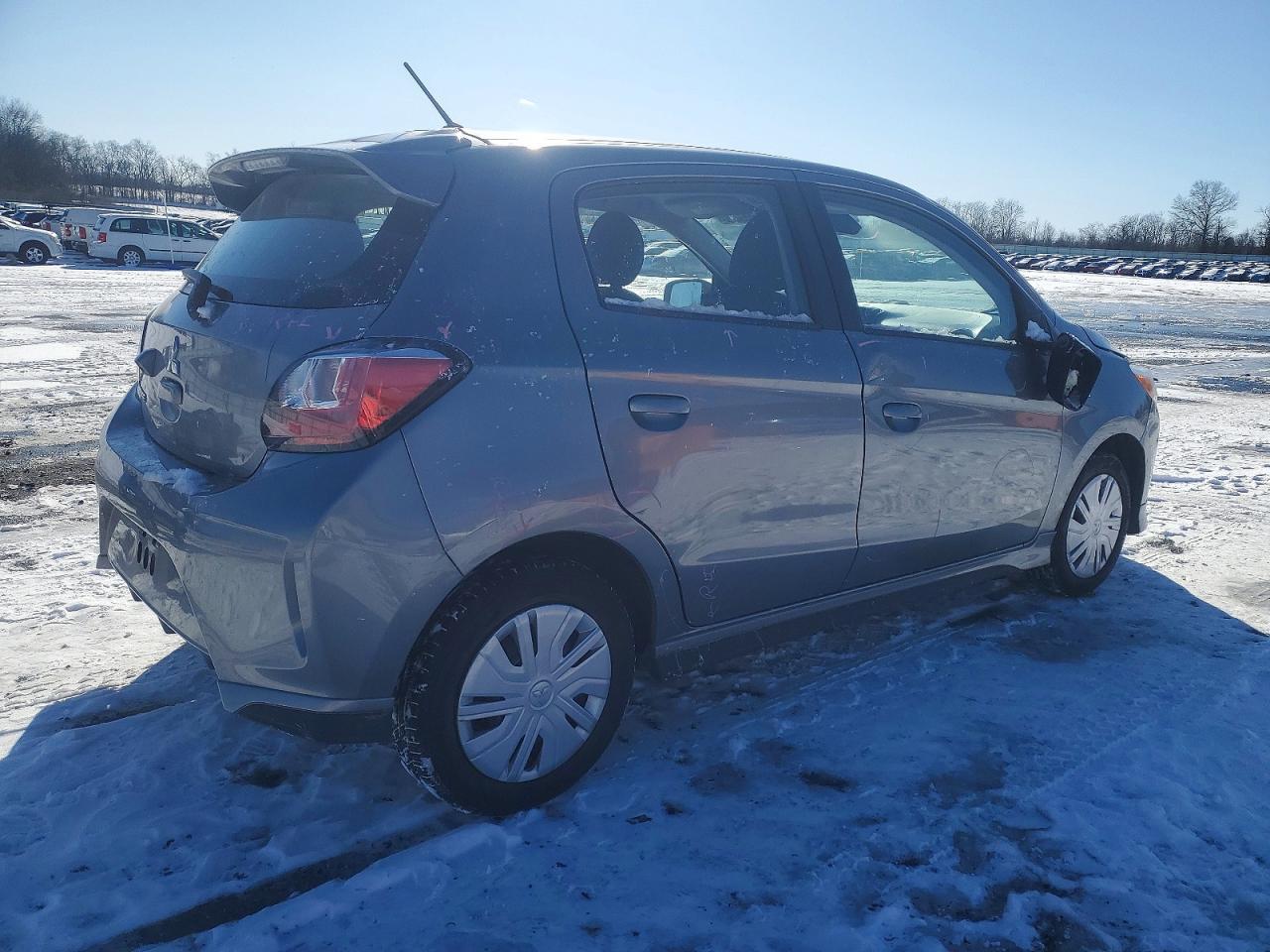 2022 Mitsubishi Mirage - Фото 3