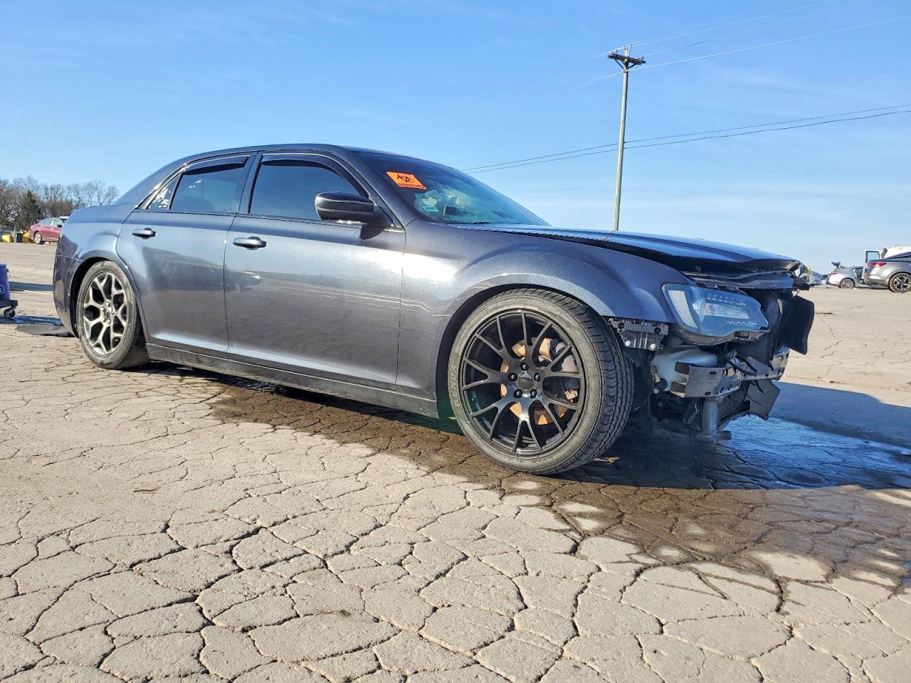 2016 Chrysler 300 S - Фото 4