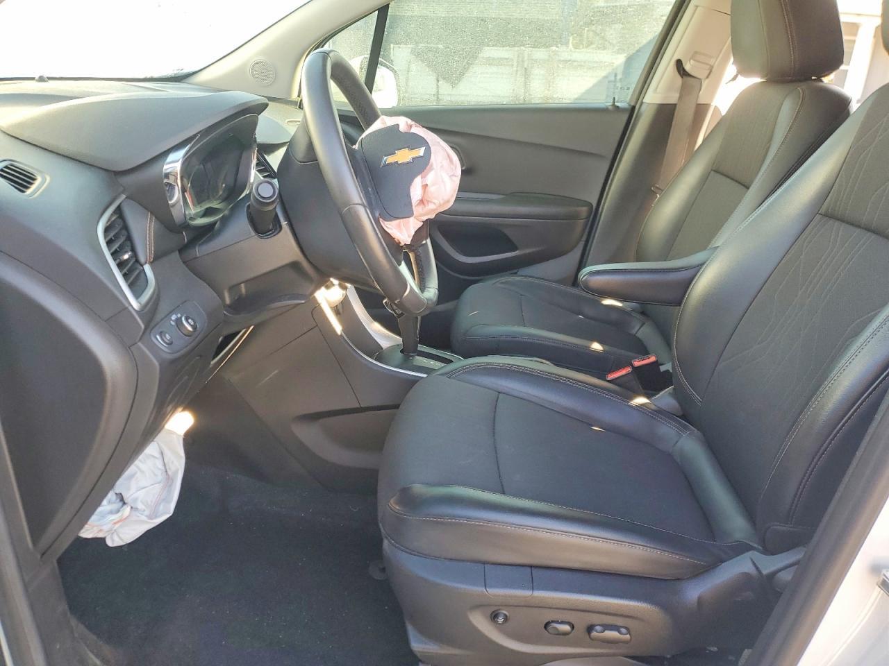 2022 Chevrolet Trax 1Lt - Image 7