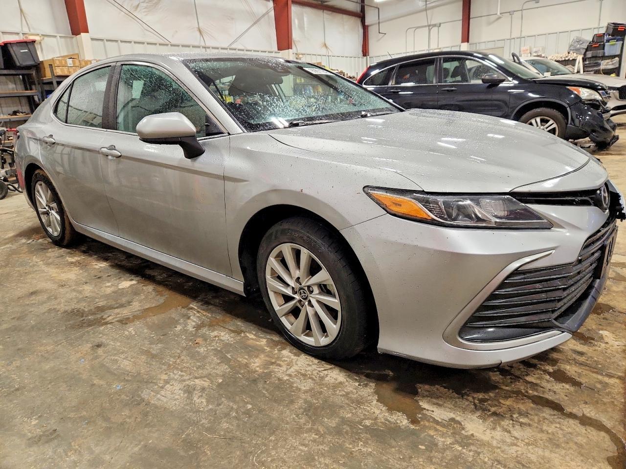 2021 Toyota Camry Le - Image 4