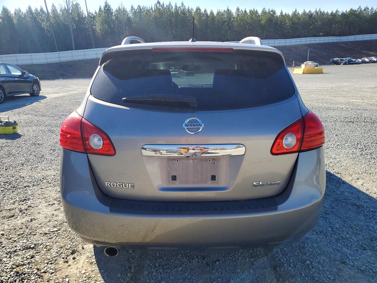 2012 Nissan Rogue S - Image 6