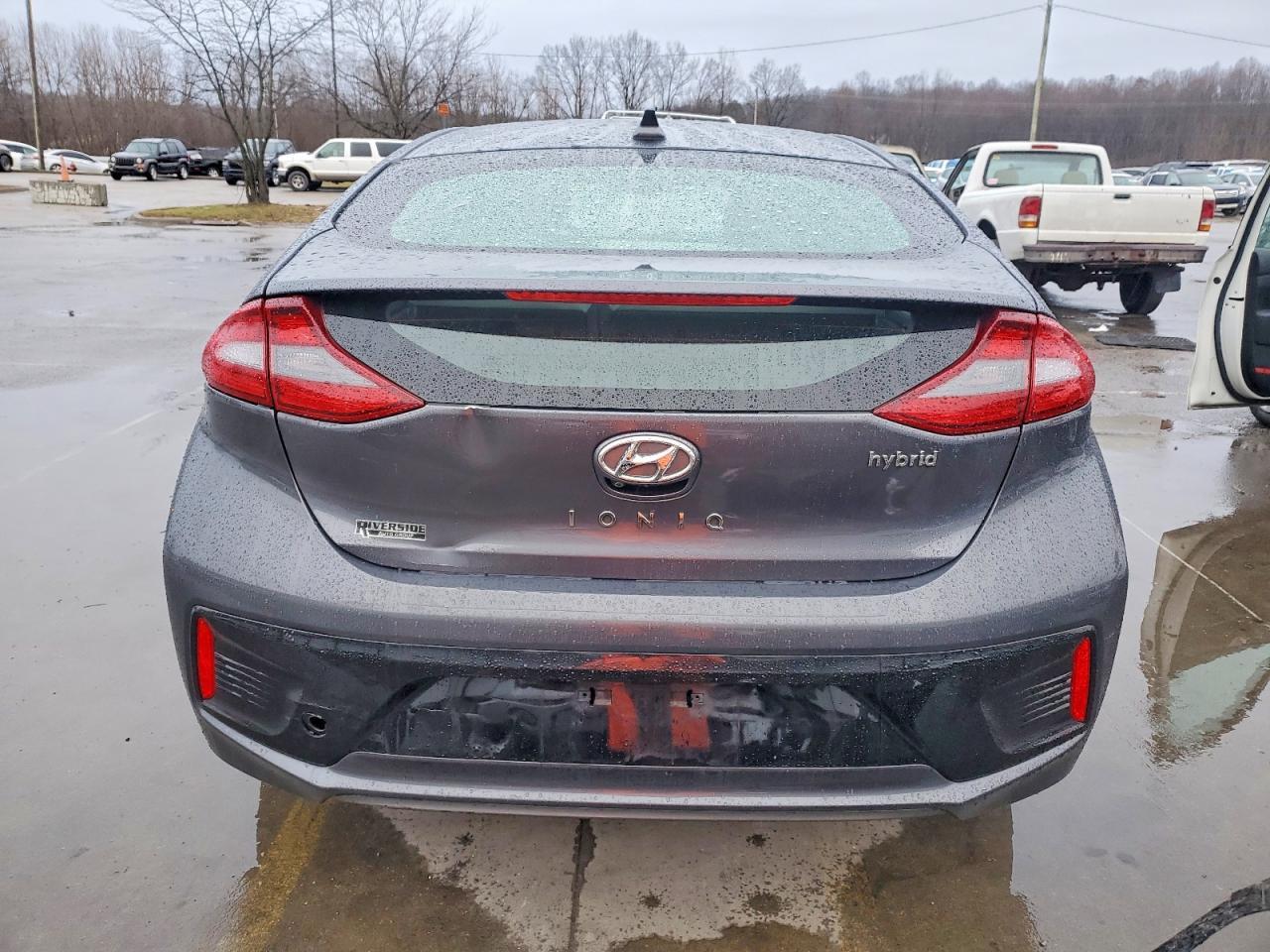 2017 Hyundai Ioniq Limited - Image 6