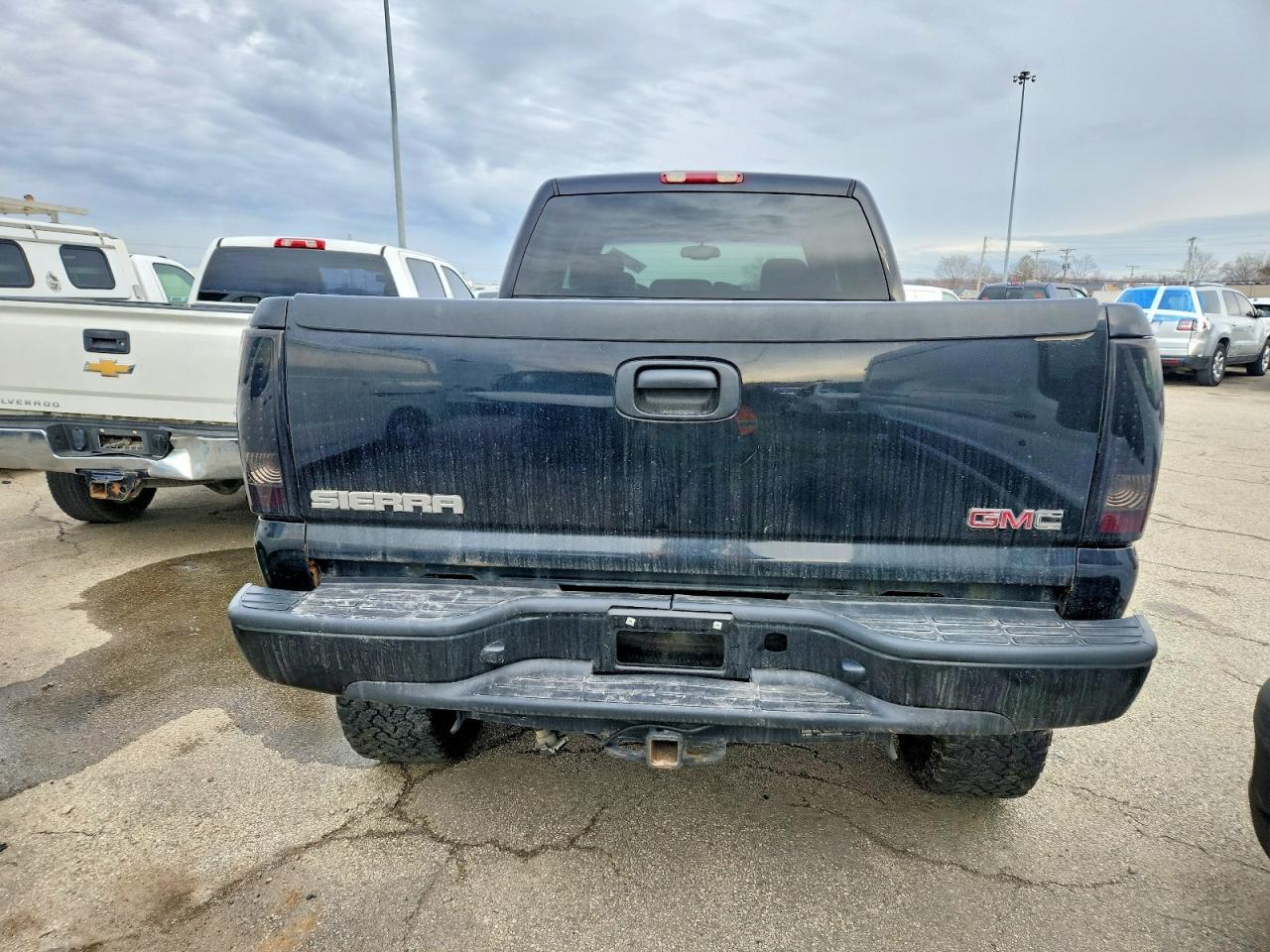 2003 GMC Sierra K2500 Heavy Duty - Фото 6