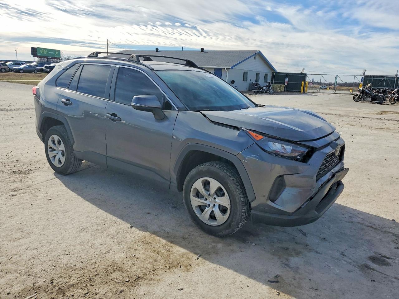 2021 Toyota Rav4 Le - Фото 4