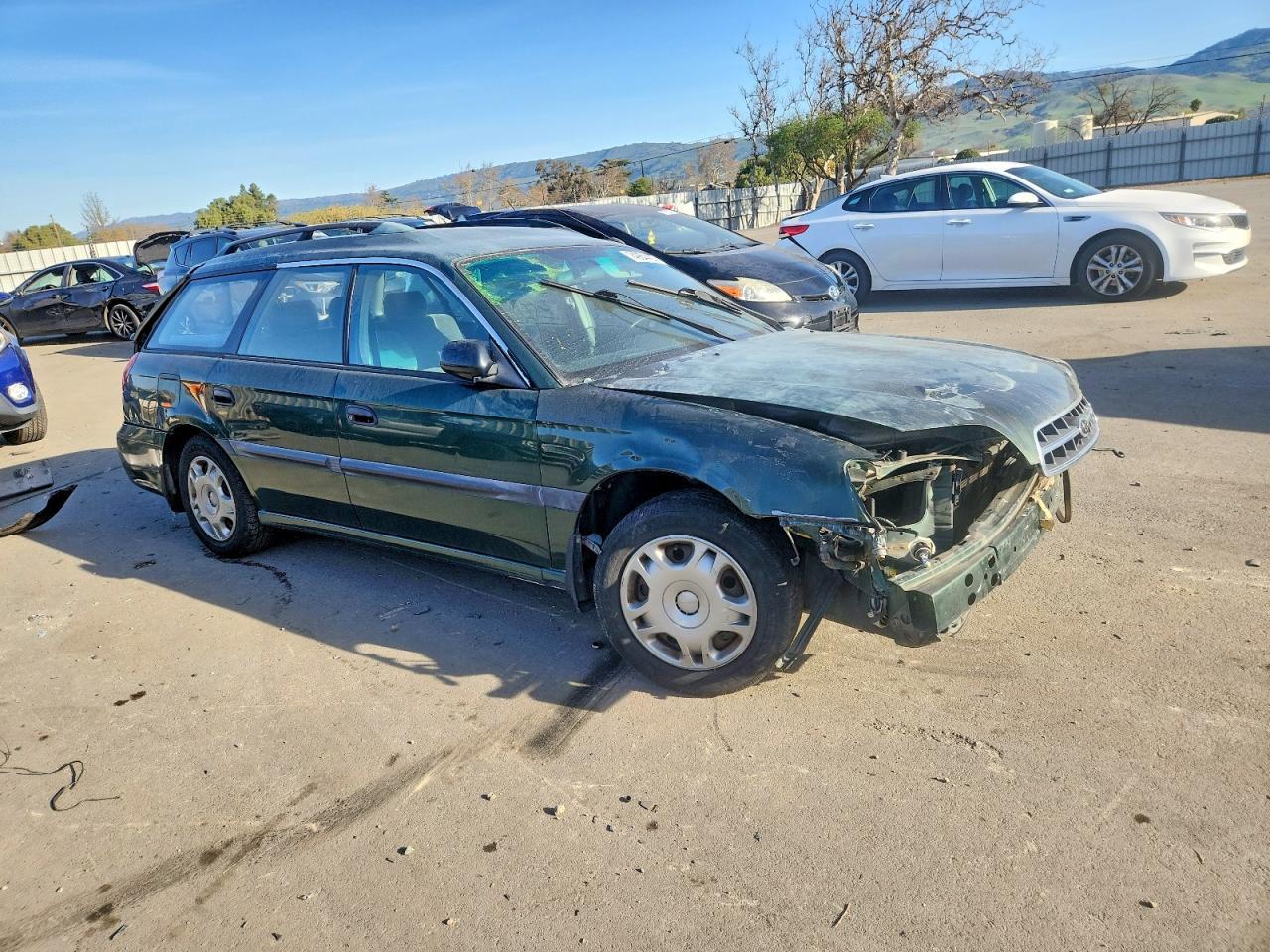 2001 Subaru Legacy L - Image 4