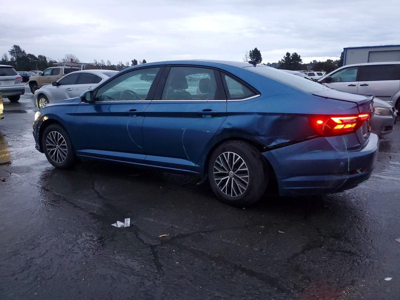 2021 Volkswagen Jetta S - Фото 2