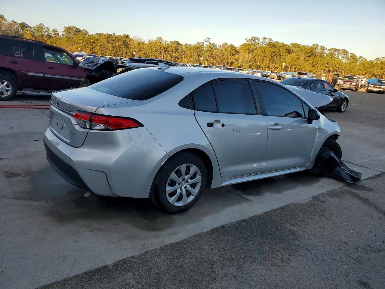 2023 Toyota Corolla Le - Фото 3