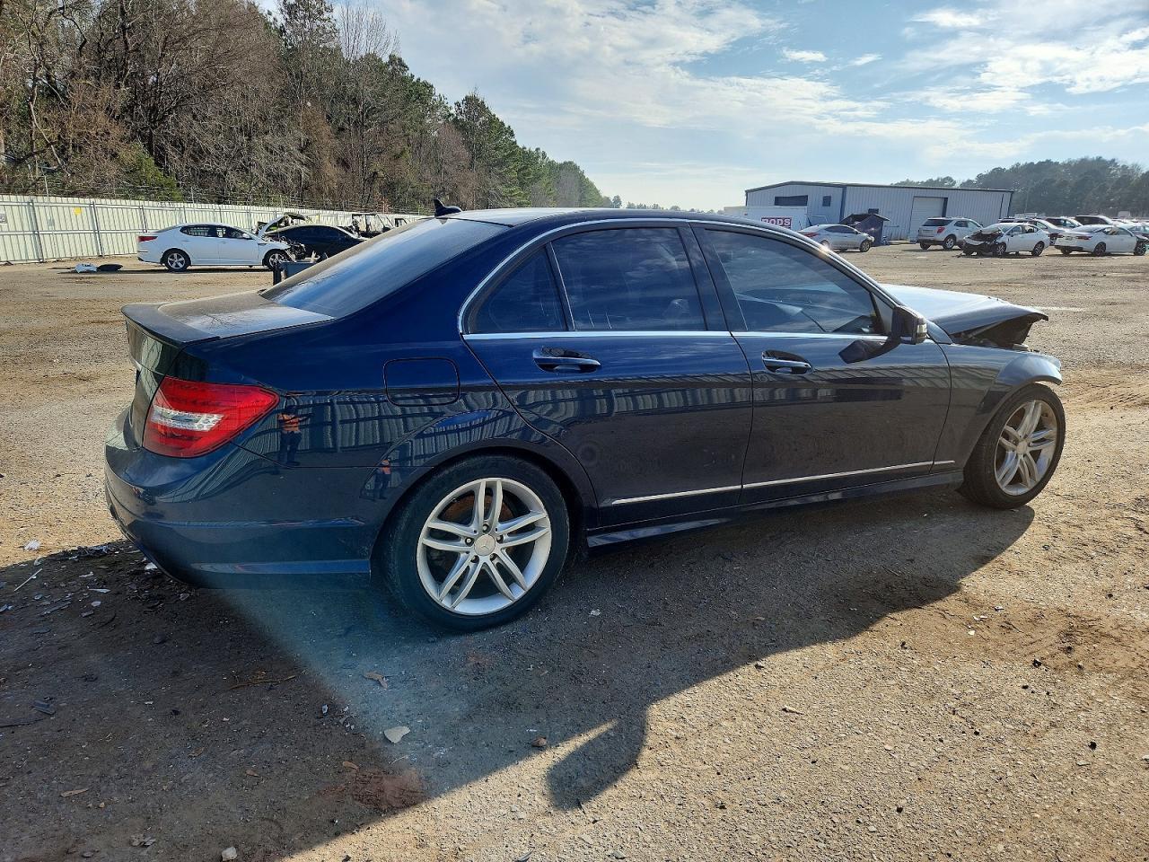 2013 Mercedes-Benz C 250 - Image 3