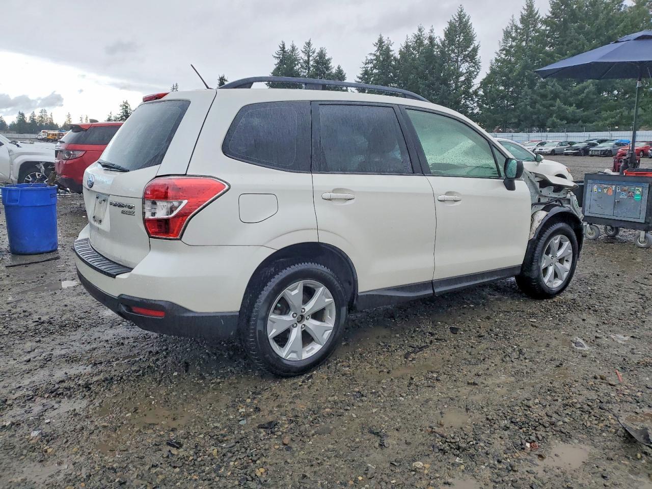 2015 Subaru Forester 2.5I - Image 3
