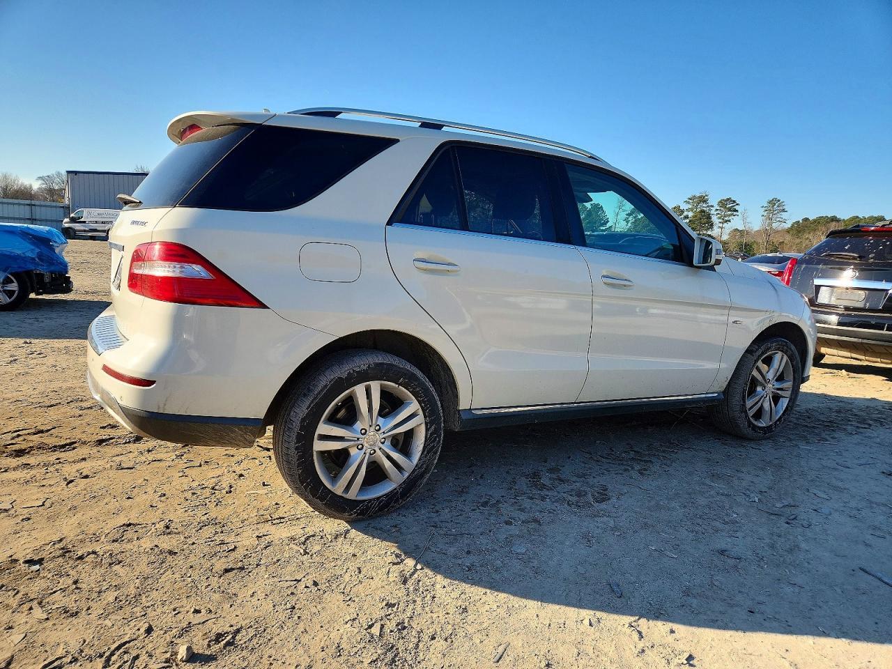 2012 Mercedes-Benz Ml 350 Bluetec - Image 3