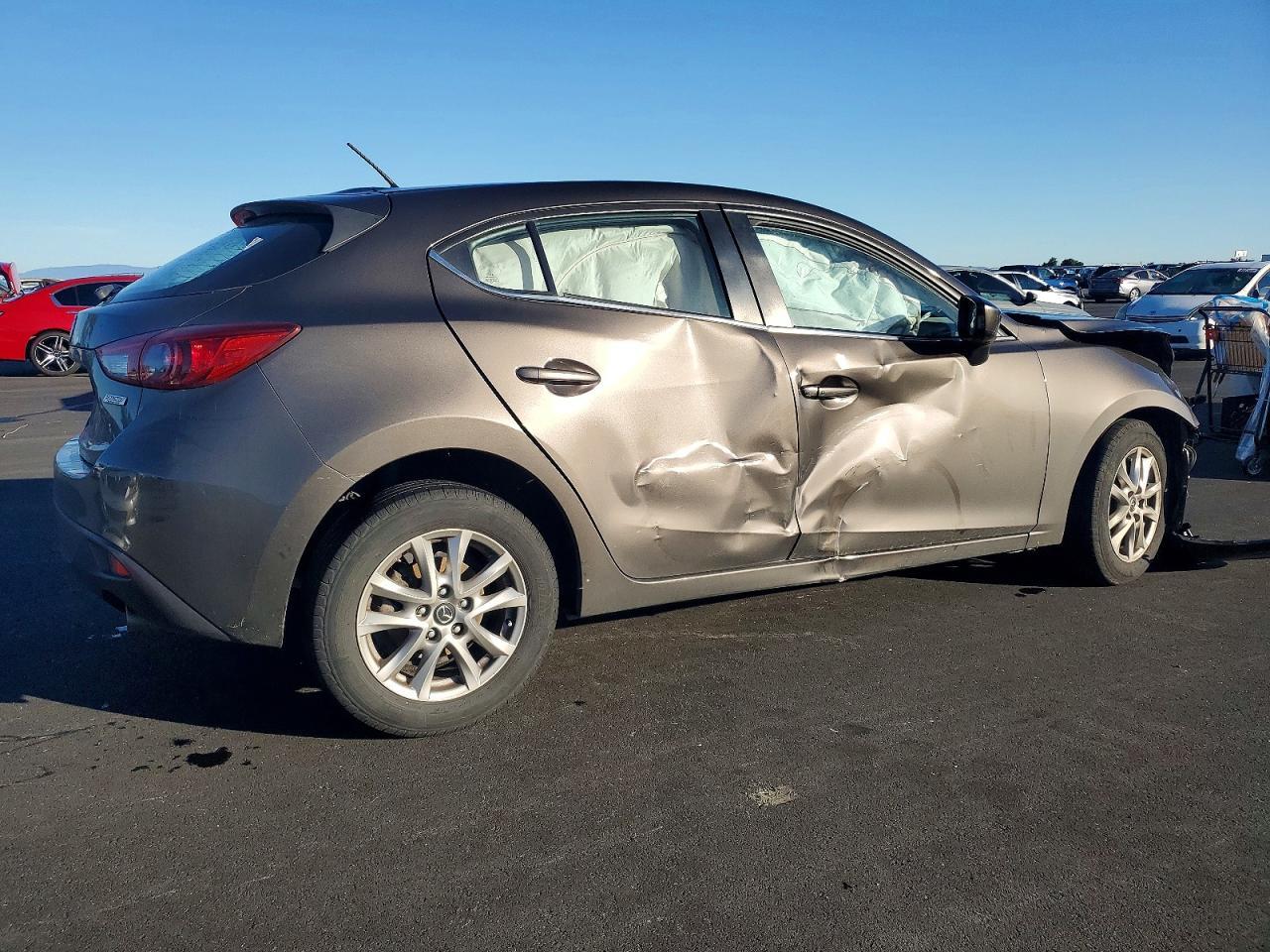 2014 Mazda 3 Touring - Фото 3