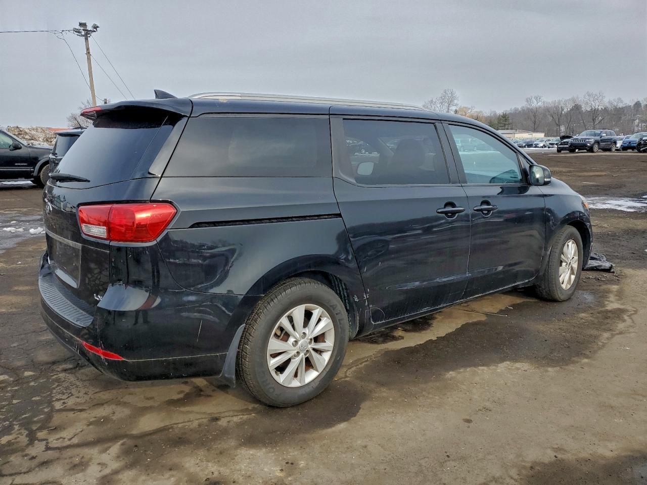 2015 Kia Sedona Lx - Фото 3