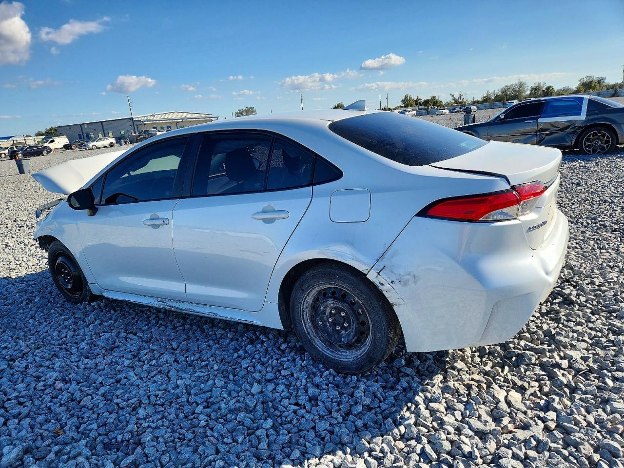 2023 Toyota Corolla Le - Image 2