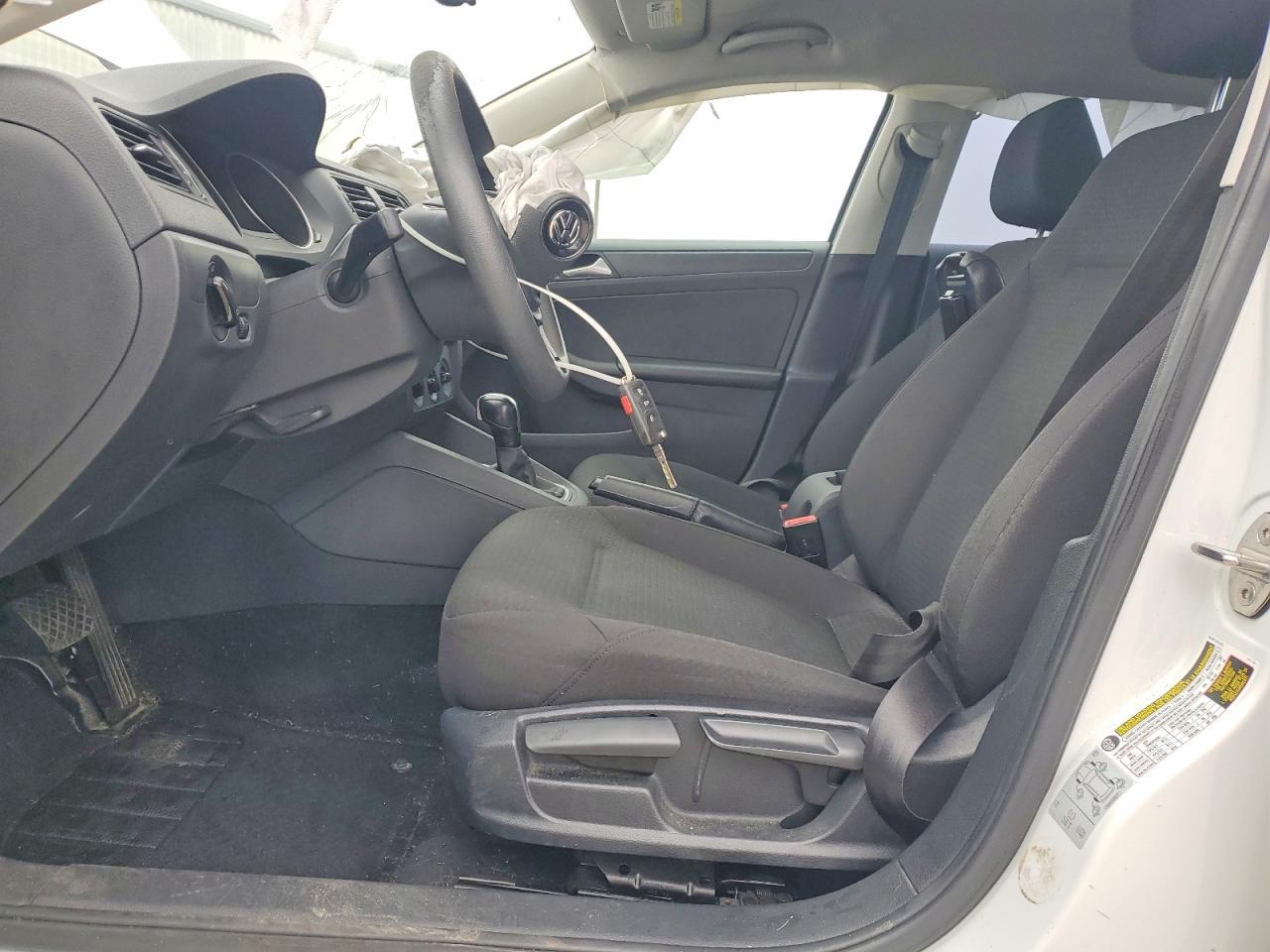 2016 Volkswagen Jetta S - Фото 7