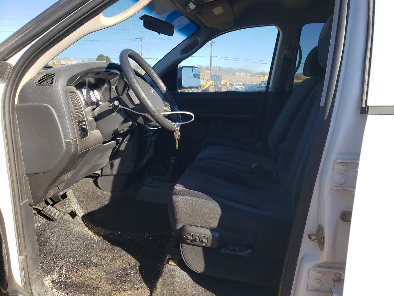 2005 Dodge Ram 1500 St - Фото 7