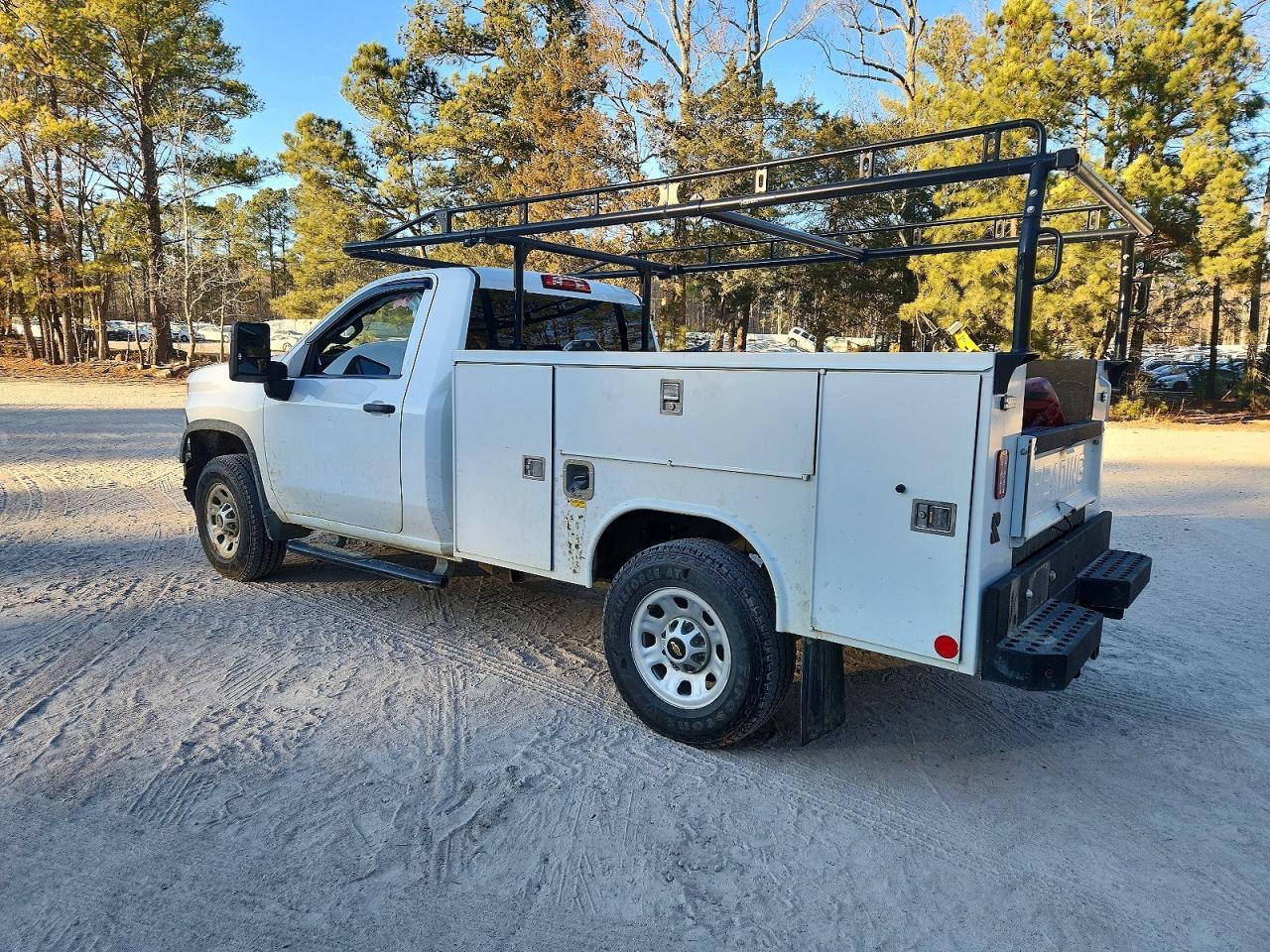 2024 Chevrolet Silverado Hd Utility / Service Truck - Фото 2