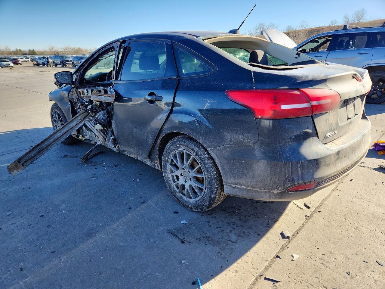 2015 Ford Focus Se - Image 2