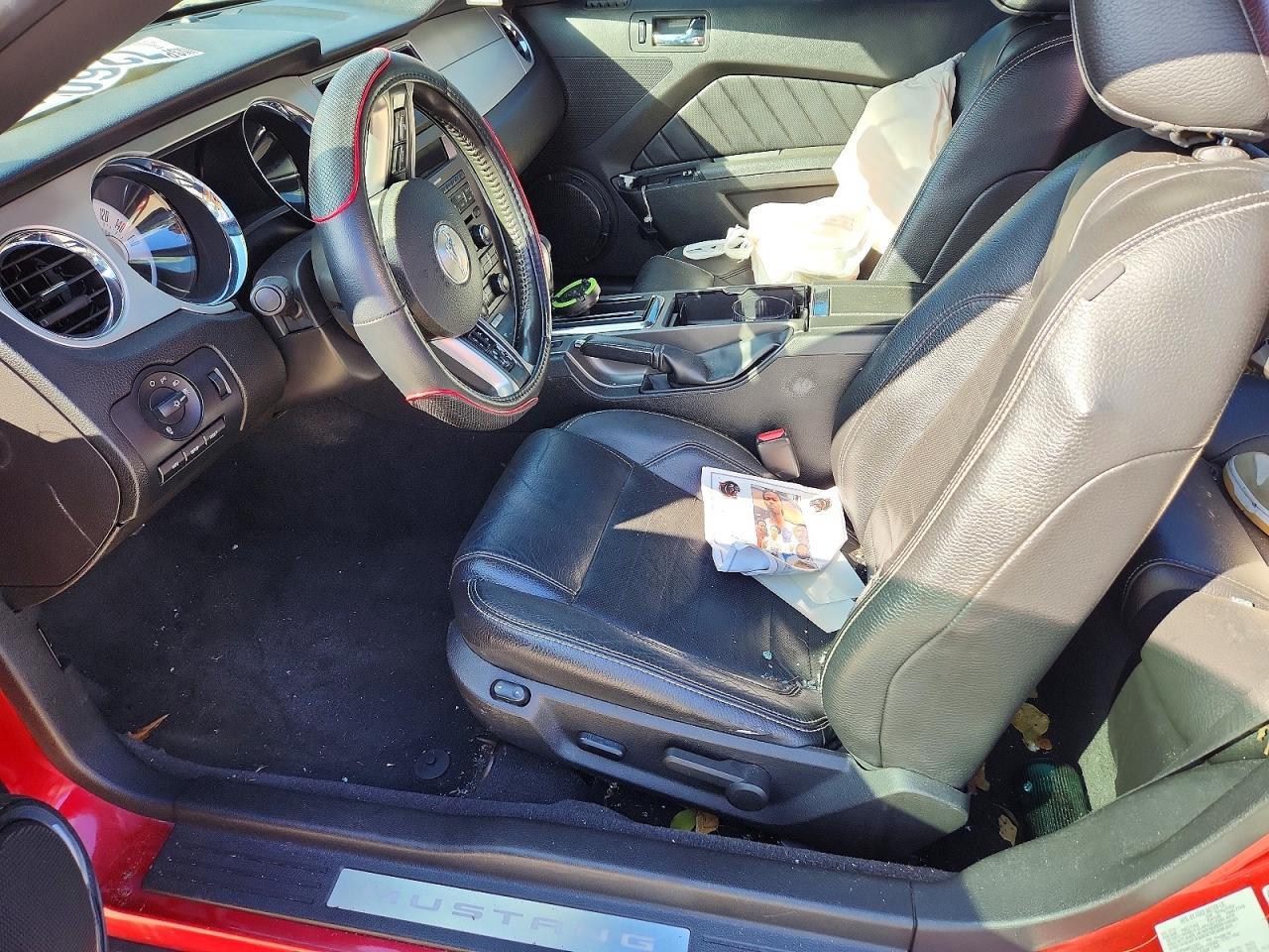 2011 Ford Mustang - Фото 7