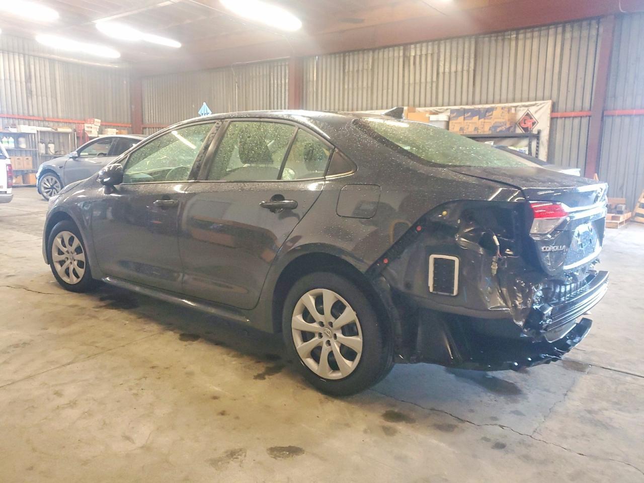 2023 Toyota Corolla Le - Image 2