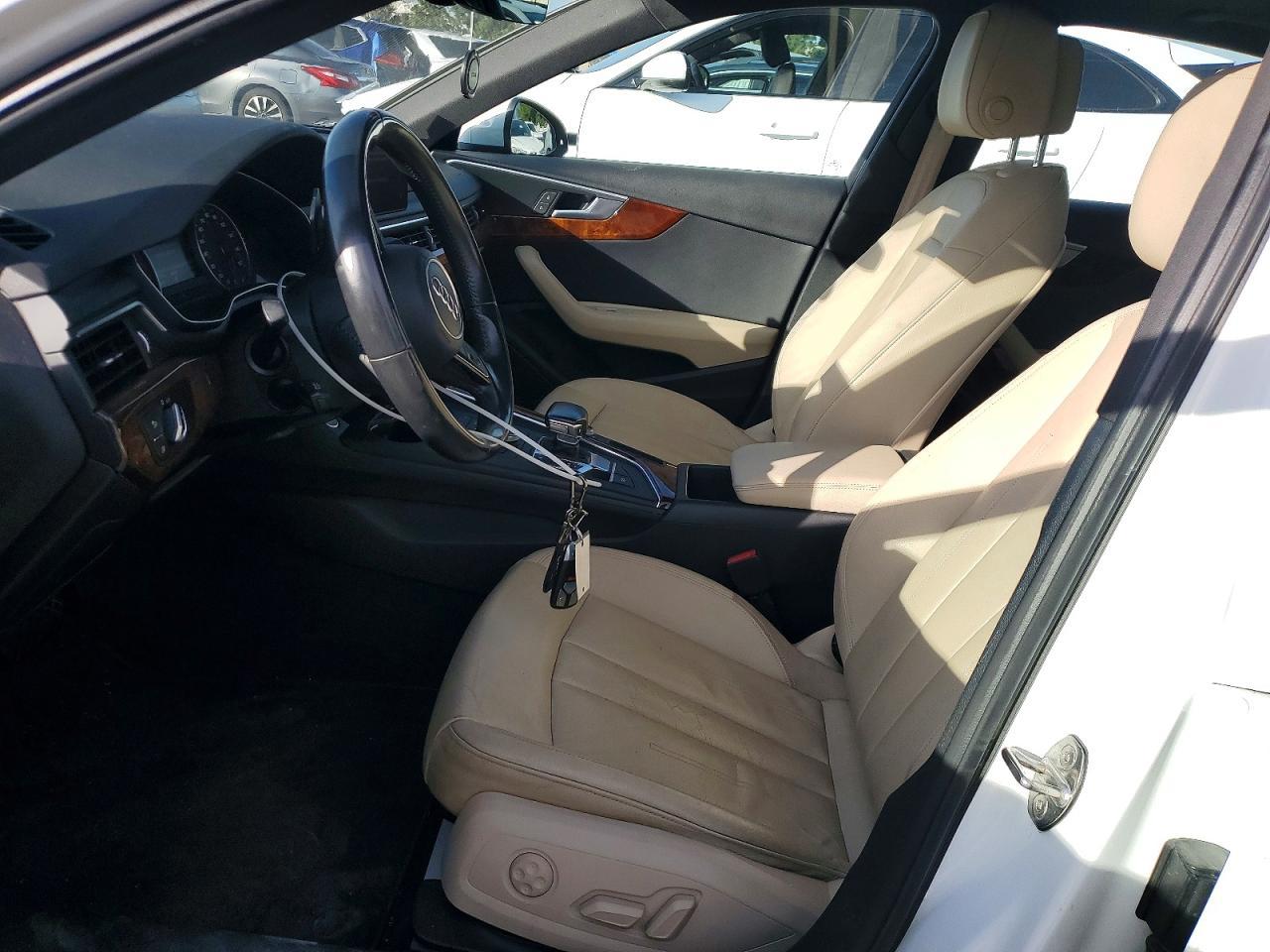 2017 Audi A4 Premium - Фото 7