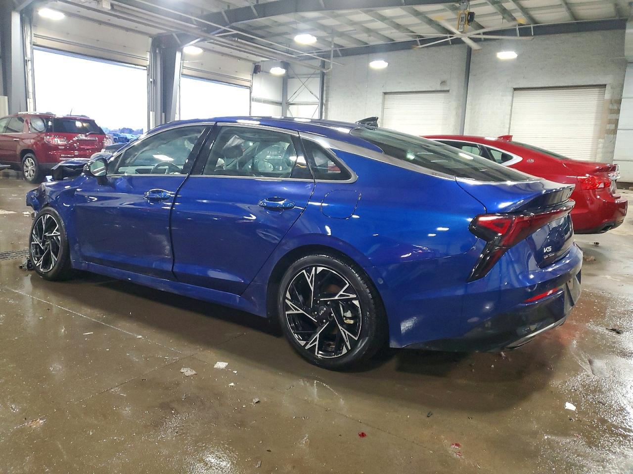 2025 Kia K5 Gt Line - Image 2