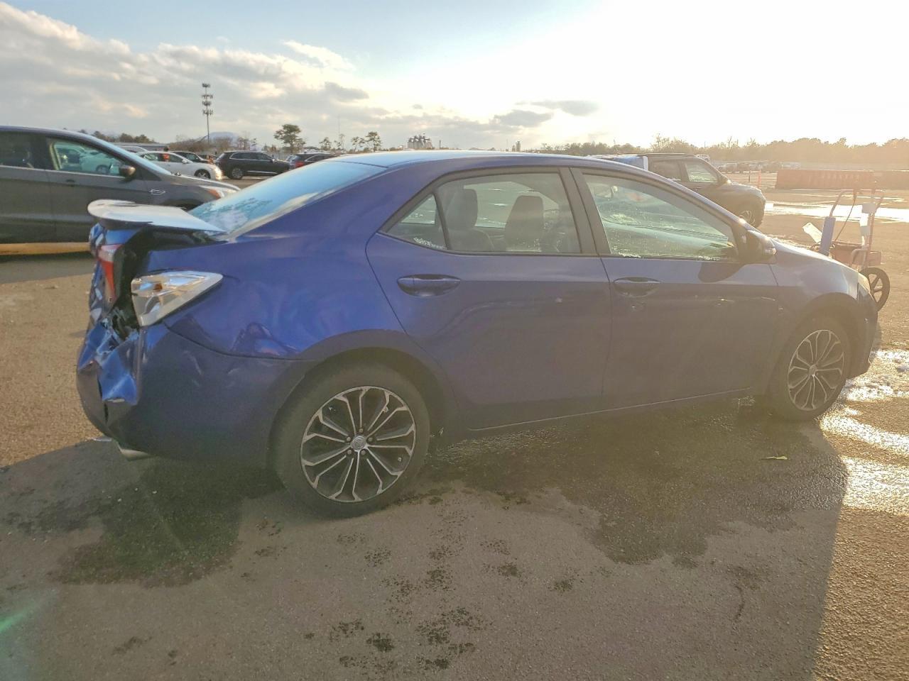 2016 Toyota Corolla L - Фото 3