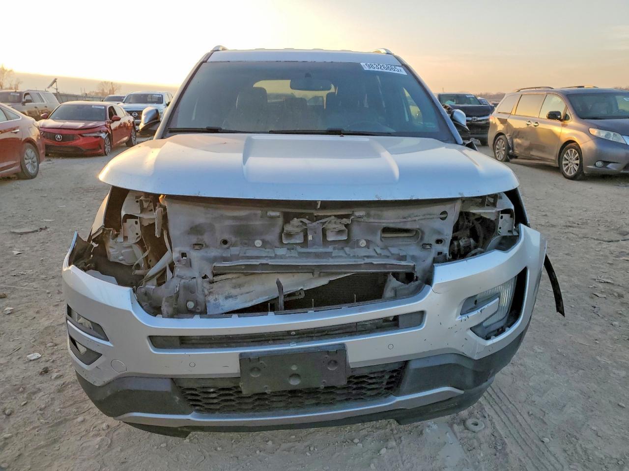 2016 Ford Explorer Limited - Фото 5