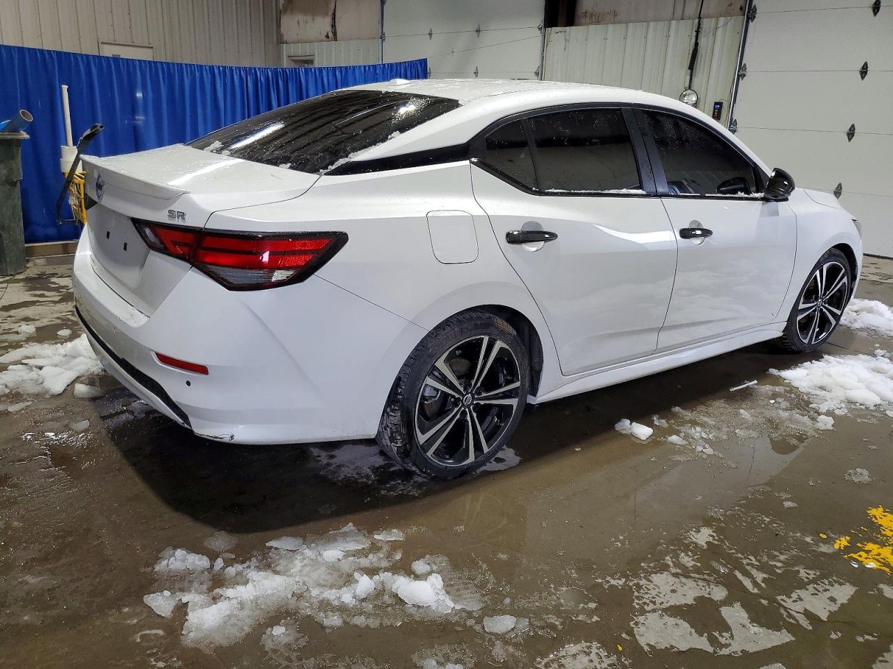 2023 Nissan Sentra Sr - Image 3