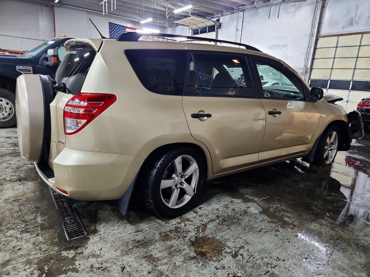 2009 Toyota Rav4 - Фото 3