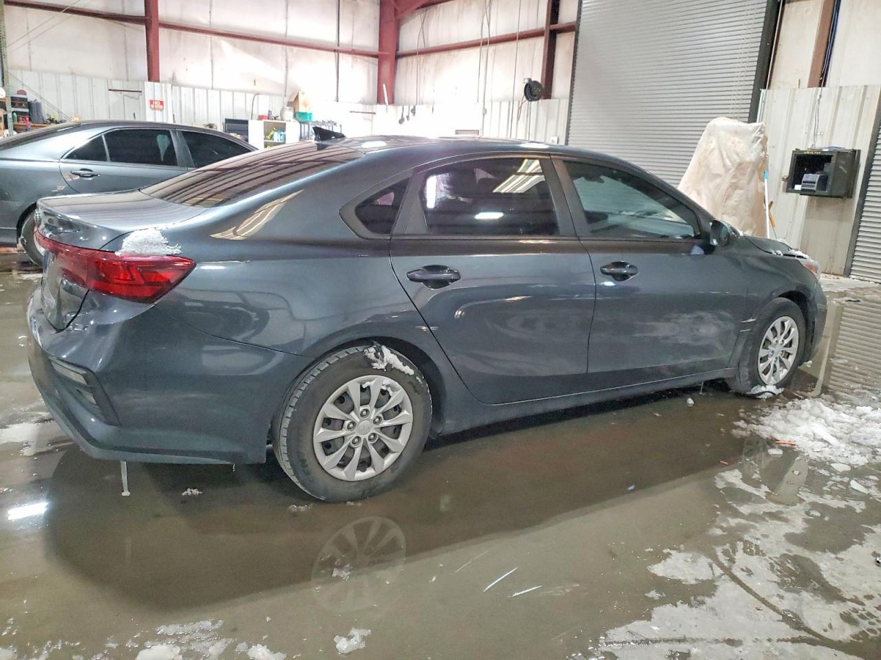2019 Kia Forte Fe - Фото 3