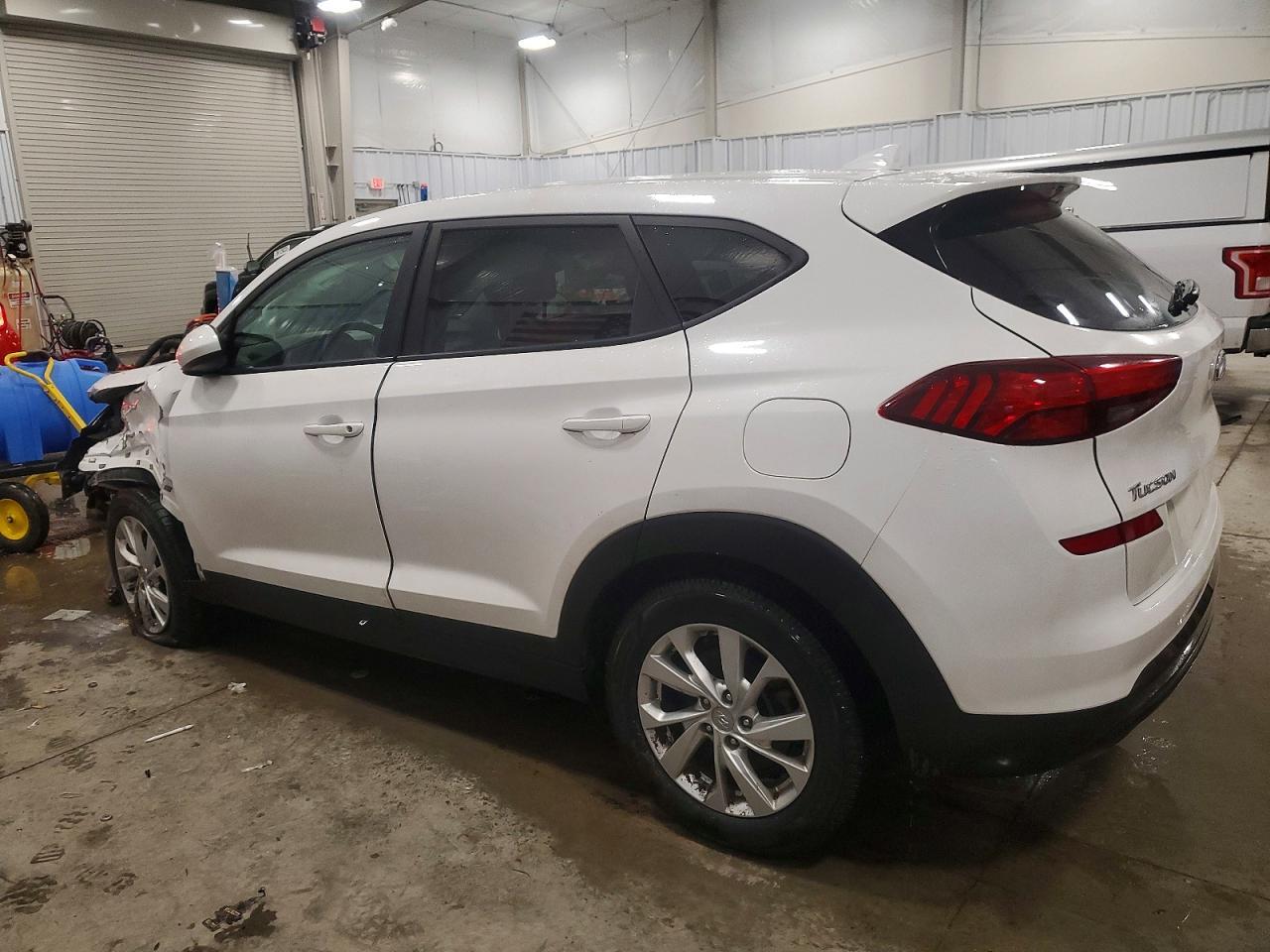 2021 Hyundai Tucson Se - Image 2