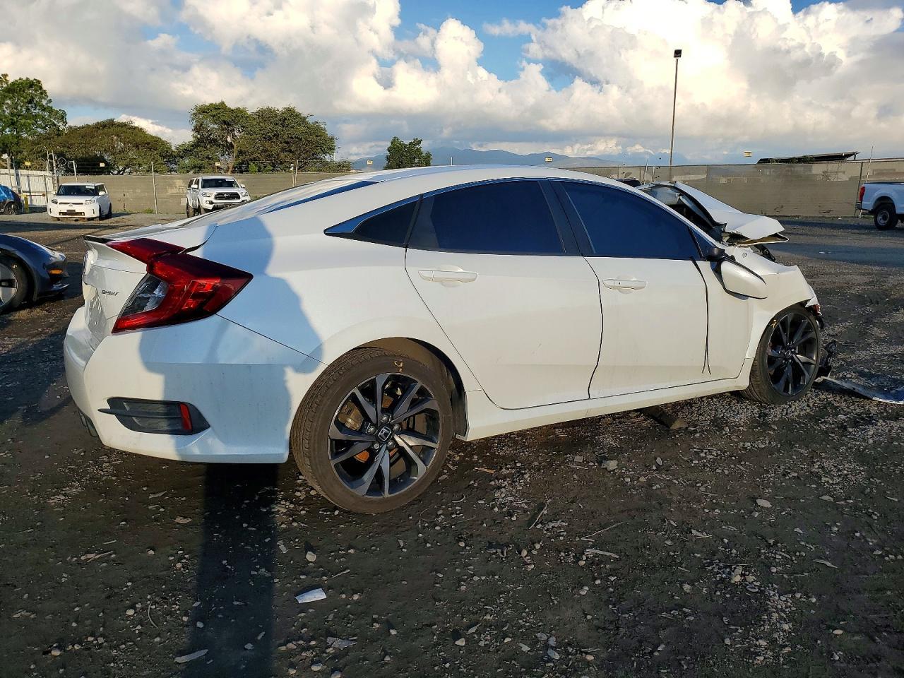 2019 Honda Civic Sport - Image 3
