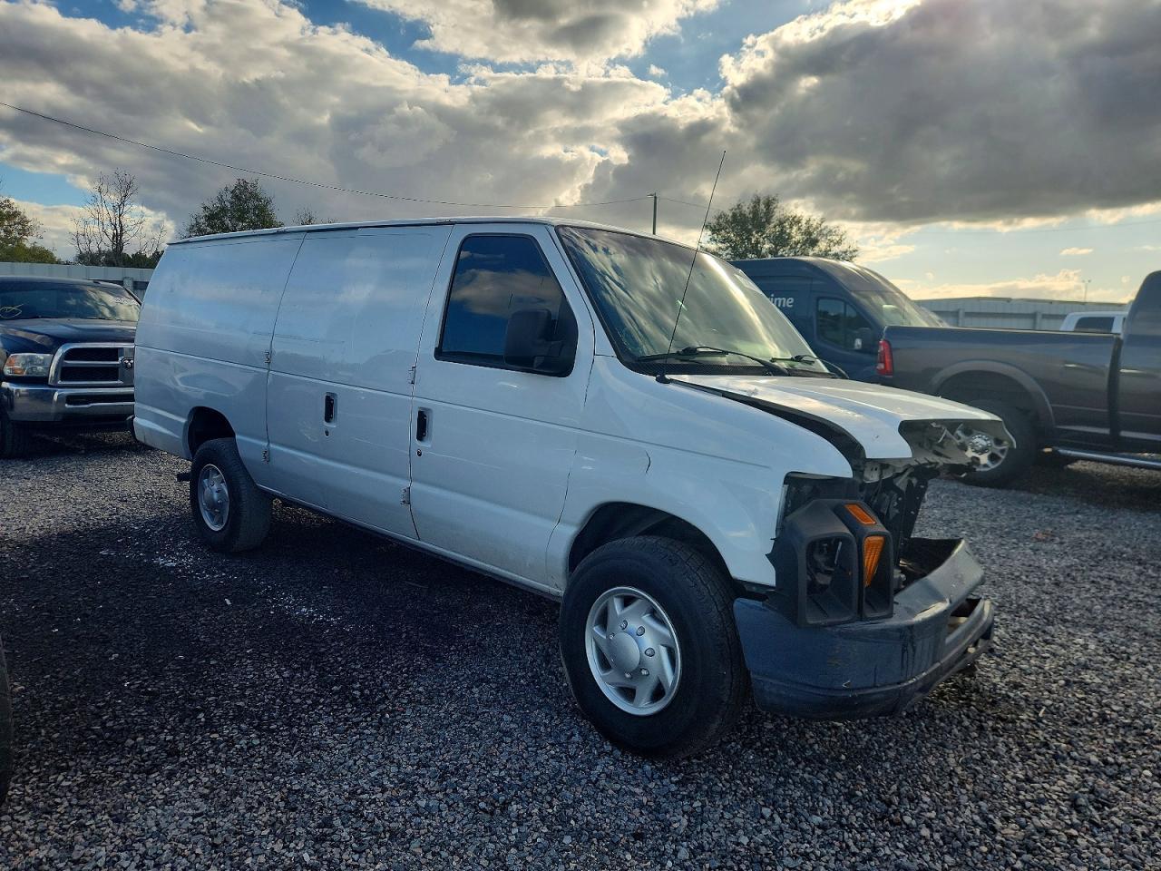 2014 Ford E250 Utility / Service Van - Фото 4