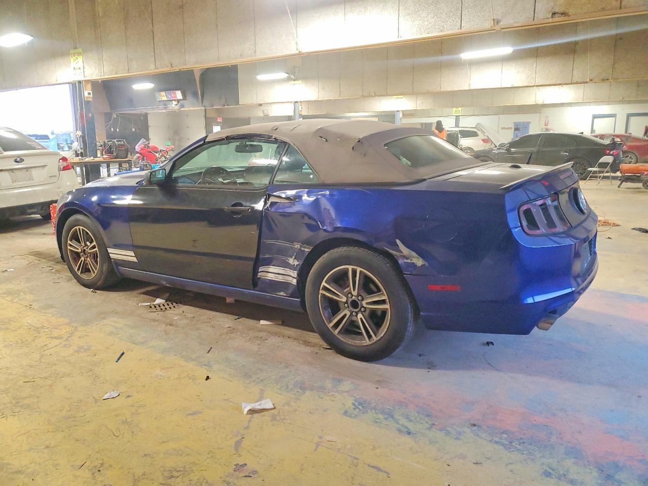 2013 Ford Mustang - Image 2