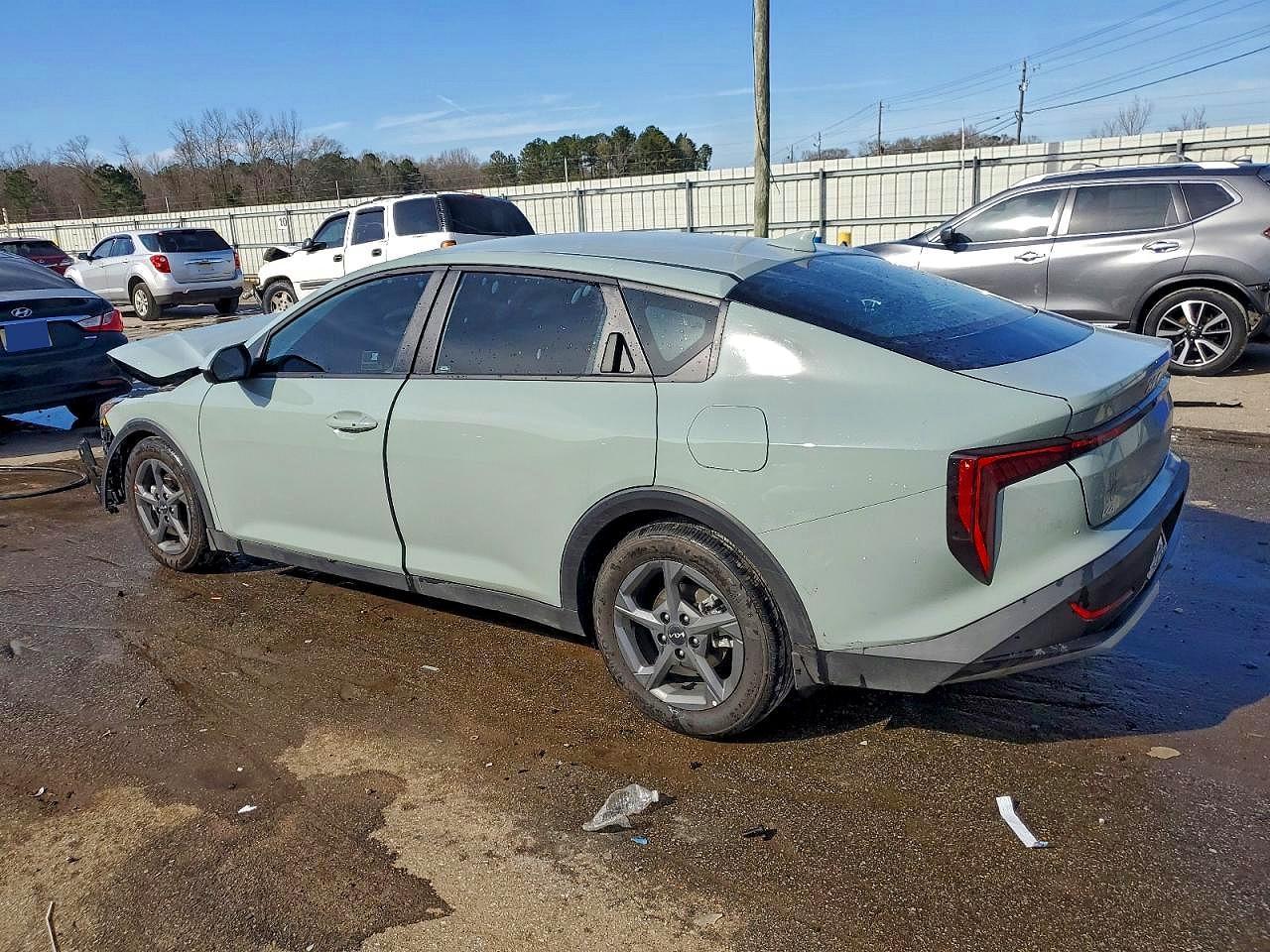 2025 Kia K4 Lxs - Фото 2
