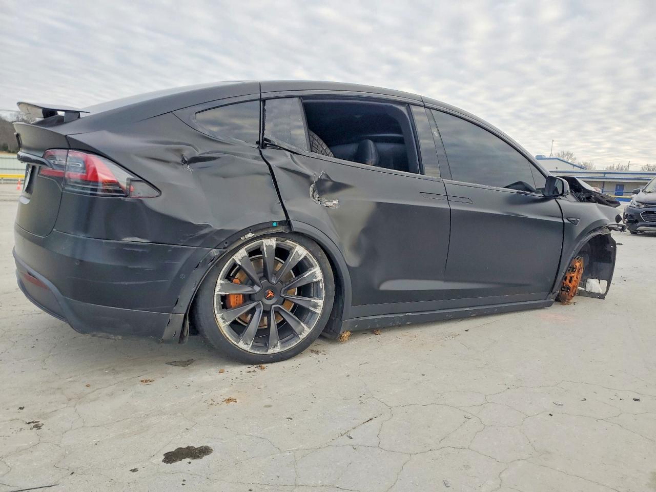 2022 Tesla Model X - Фото 3