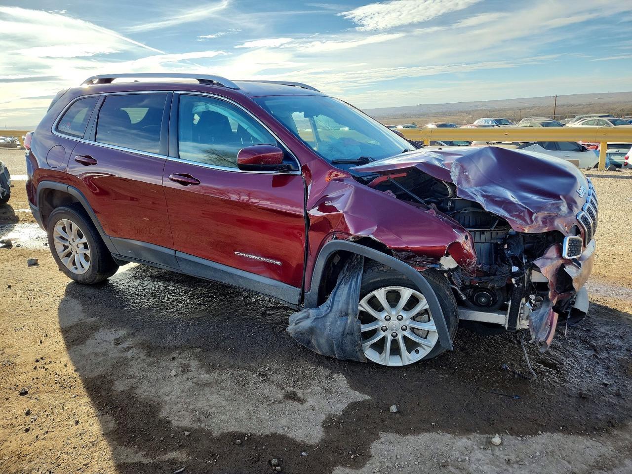 2019 Jeep Cherokee Latitude - Image 4