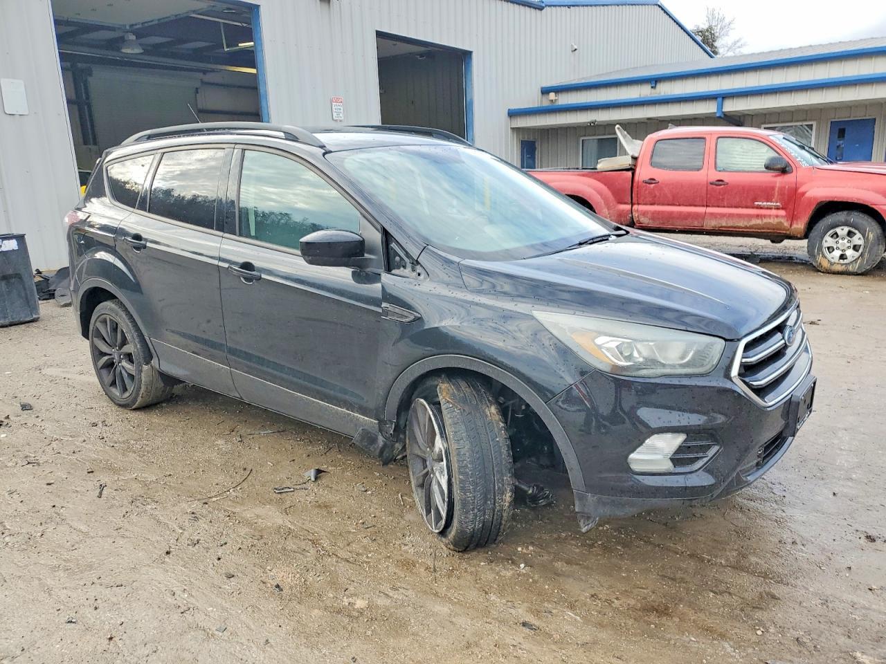 2017 Ford Escape Se - Фото 4