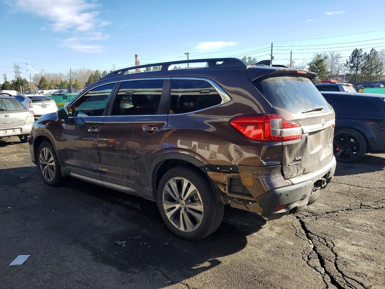 2019 Subaru Ascent Touring - Фото 2