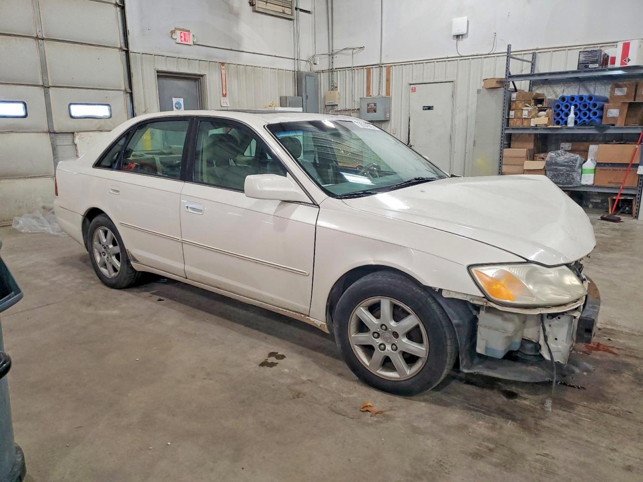 2001 Toyota Avalon 4D - Фото 4
