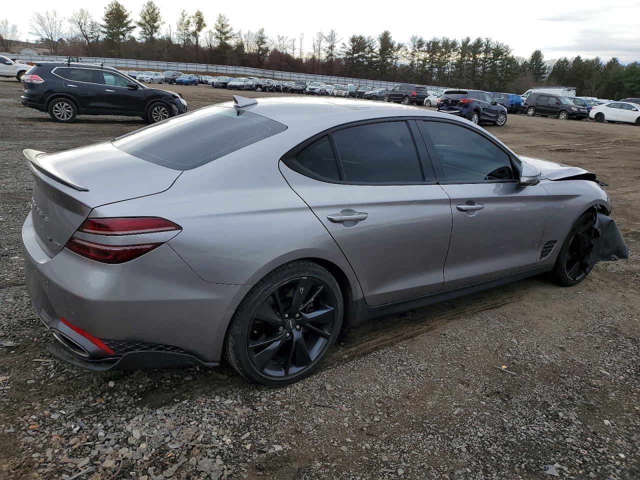 2022 Genesis G70 Base - Фото 3