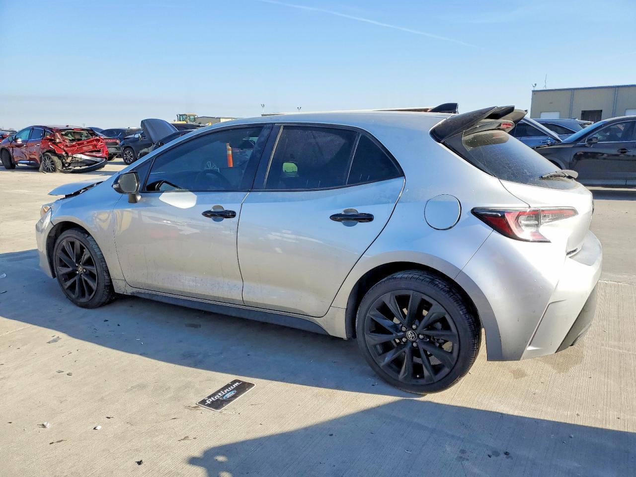 2021 Toyota Corolla Se - Фото 2