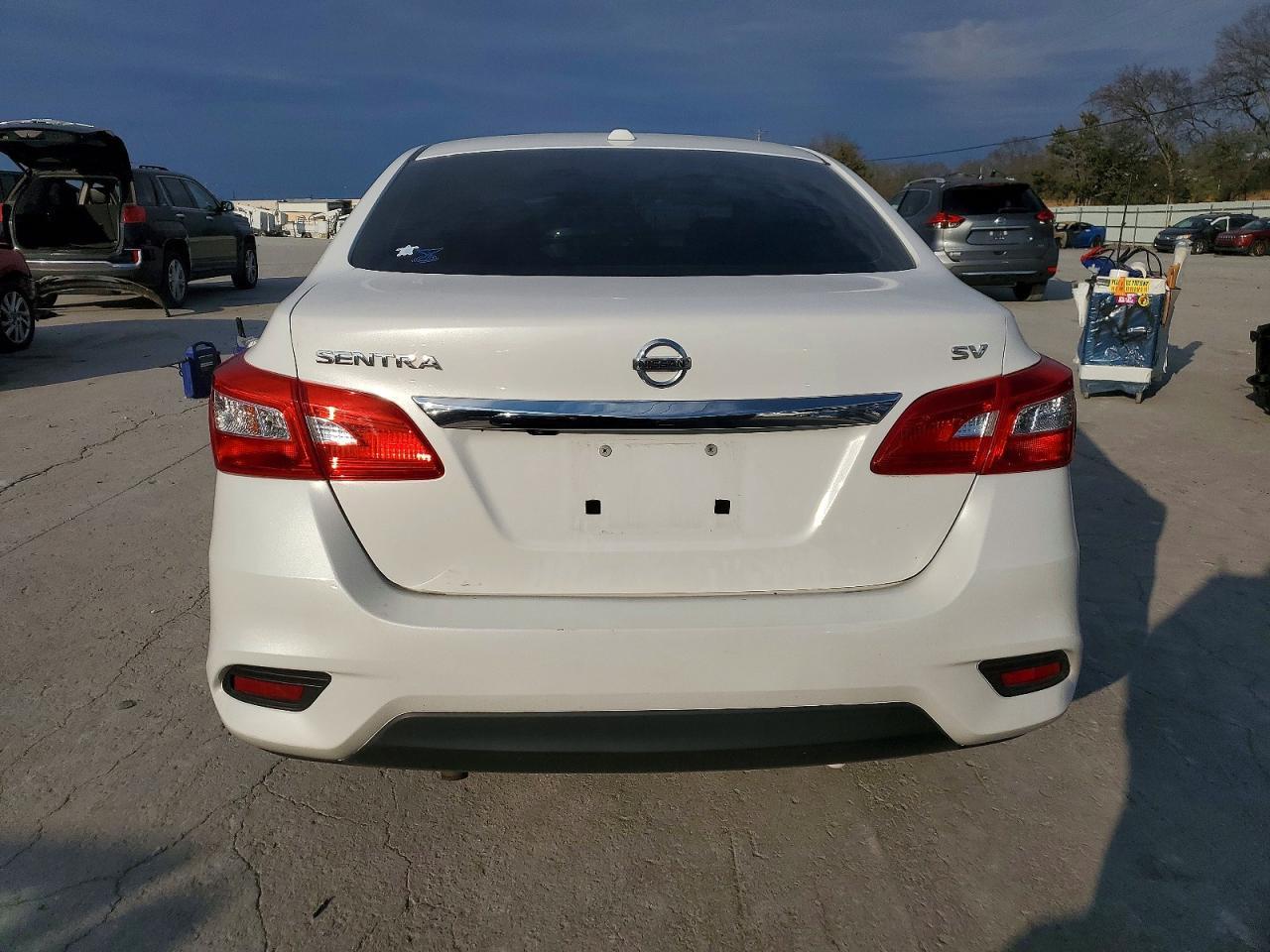 2017 Nissan Sentra S - Фото 6