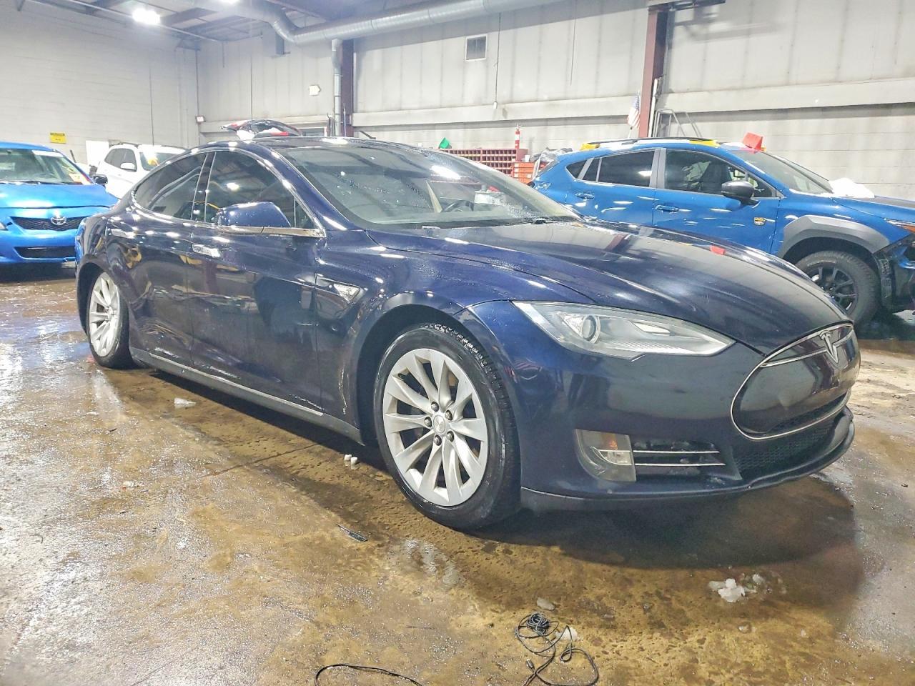 2013 Tesla Model S - Image 4