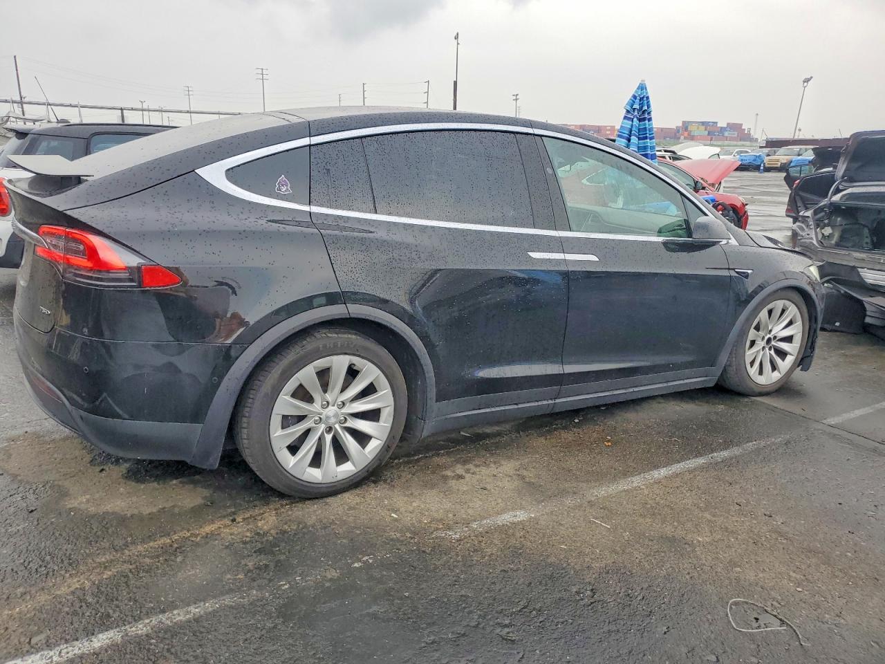 2017 Tesla Model X - Image 3